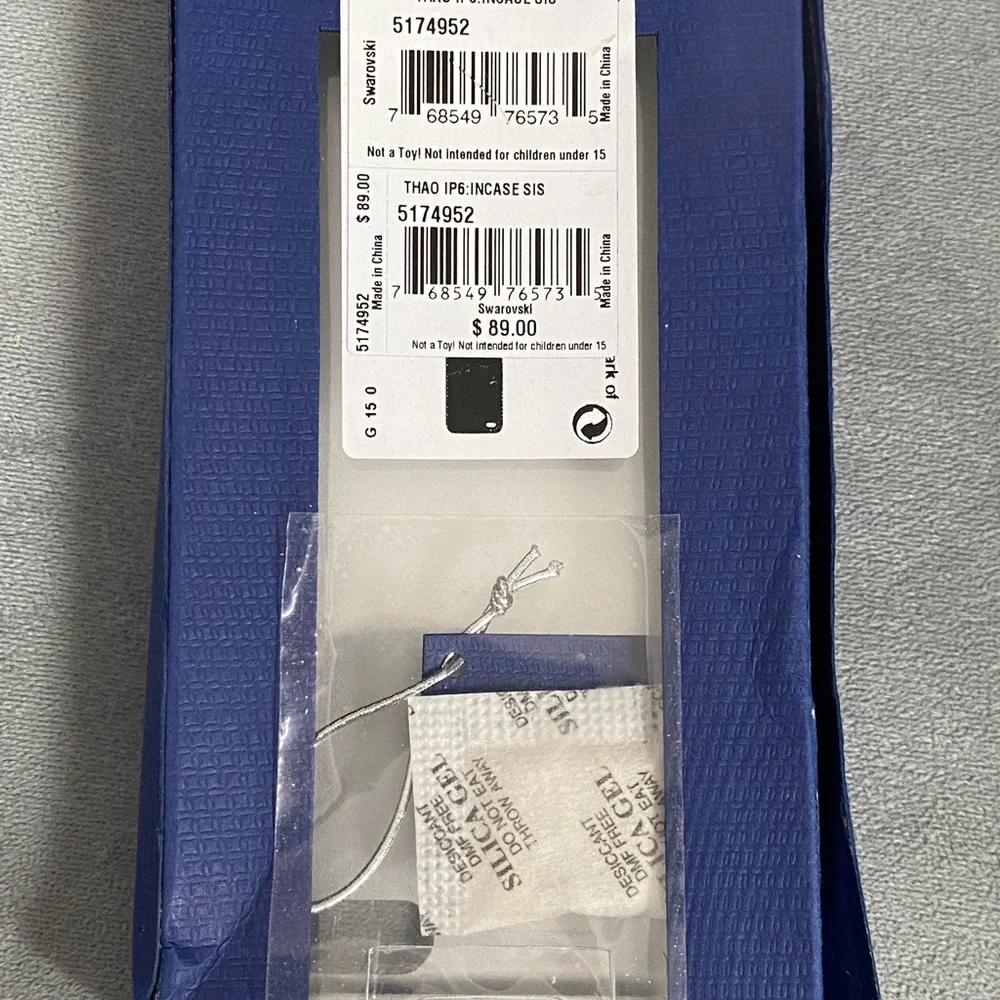 Swarovski iPhone 6 case. Brand new in box, never used.